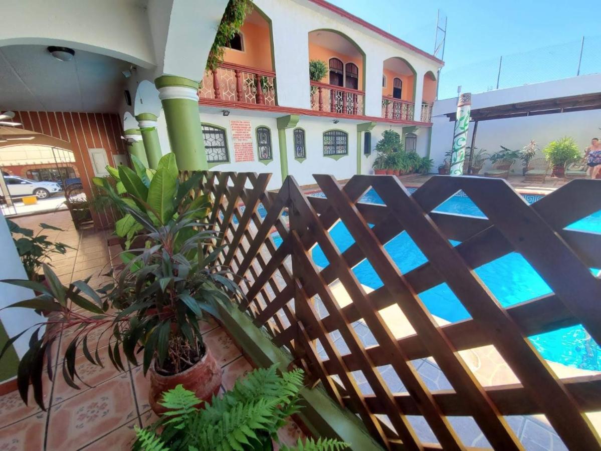 פוארטו אסקונדידו Casablanca Hotel מראה חיצוני תמונה